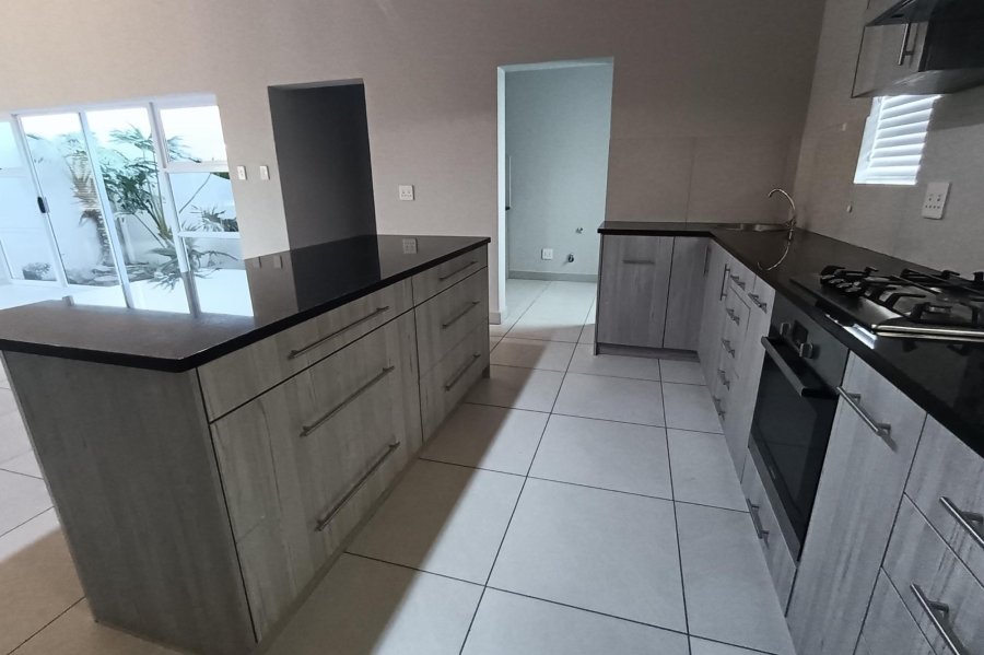 3 Bedroom Property for Sale in Laguna Sands Western Cape